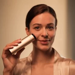 AMIRO R3 Turbo Facial RF Skin Tightening Device - Gold (Bonus: Skin Care Pack) -3C Electronics Store amiro r3 turbo facial rf skin tightening device 10