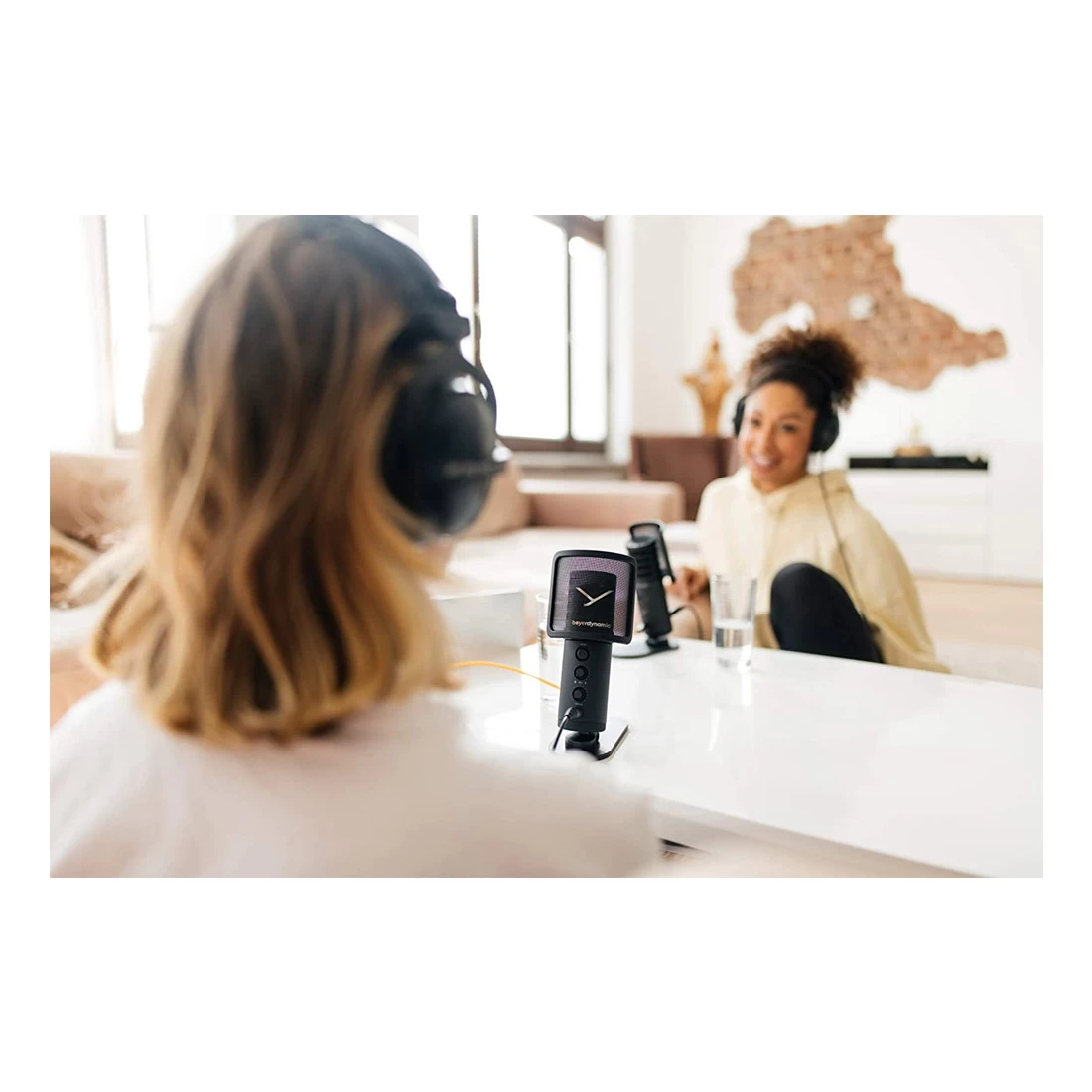 Beyerdynamic DT 770 PRO 32 Ohm Closed Studio Headphones - Black 7 Beyerdynamic DT 770 PRO 32 Ohm Closed Studio Headphones - Black - Image 5