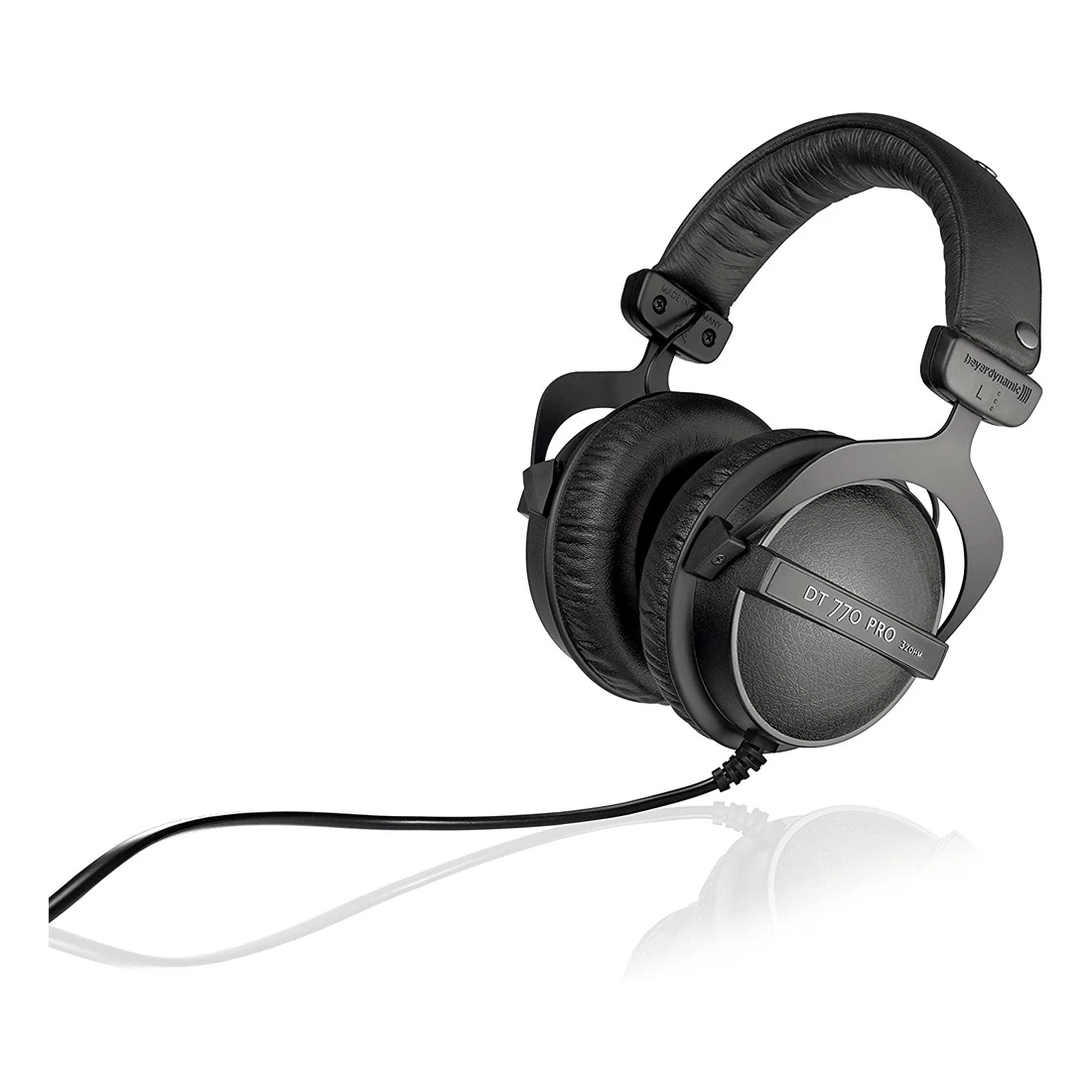 Beyerdynamic DT 770 PRO 32 Ohm Closed Studio Headphones - Black 8 Beyerdynamic DT 770 PRO 32 Ohm Closed Studio Headphones - Black - Image 6