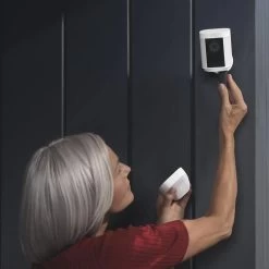 Ring Spotlight Cam Pro Advanced Outdoor Camera Battery - White -3C Electronics Store ring spotlight cam pro 4