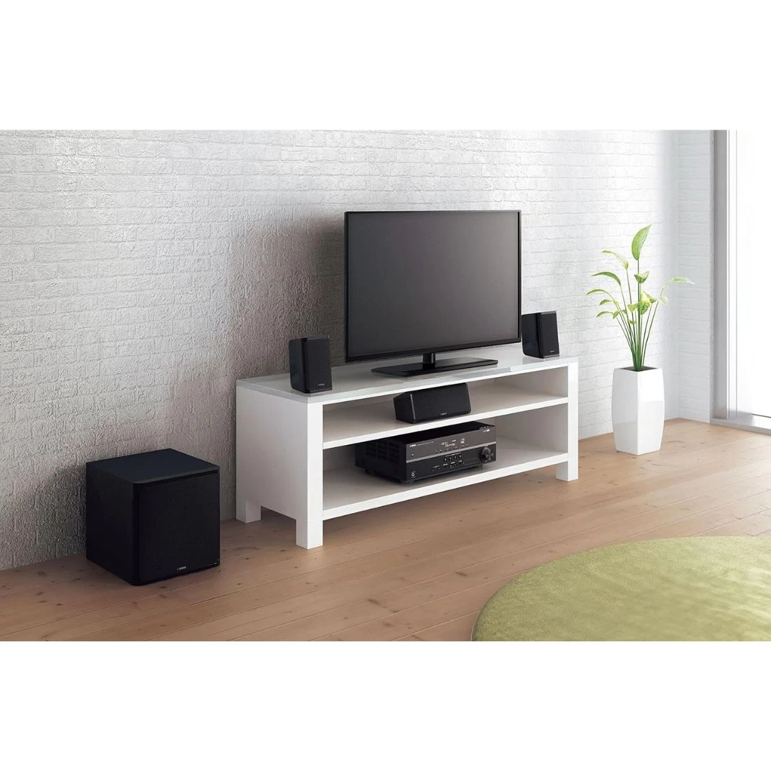 Yamaha YHT1840 5.1 Channel Home Theater Speaker System - Black 4 Yamaha YHT1840 5.1 Channel Home Theater Speaker System - Black - Image 2